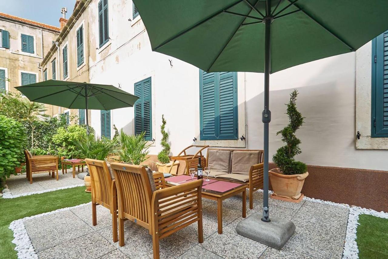 Mediteran With Garden Next To Beach And Old Town Dubrovnik Exterior foto